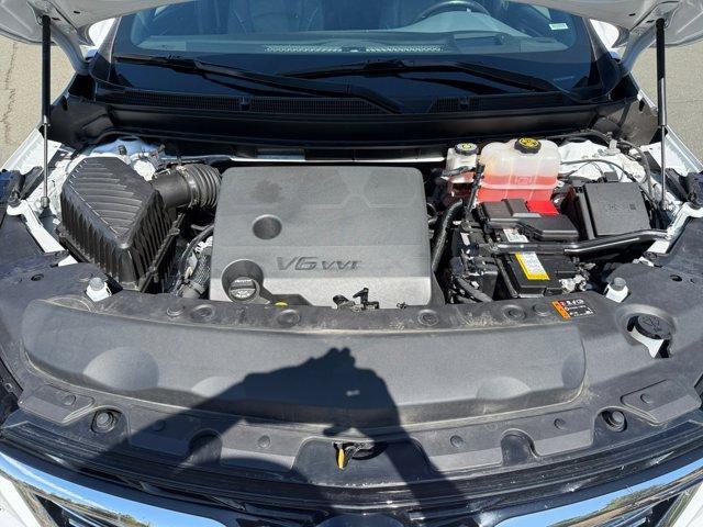 Photo of 2024 Summit White Buick Enclave
