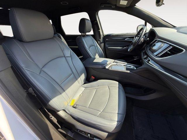 Photo of 2024 Summit White Buick Enclave