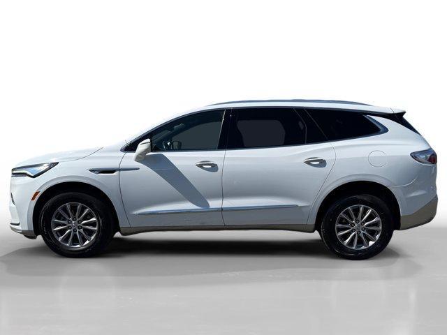 Photo of 2024 Summit White Buick Enclave