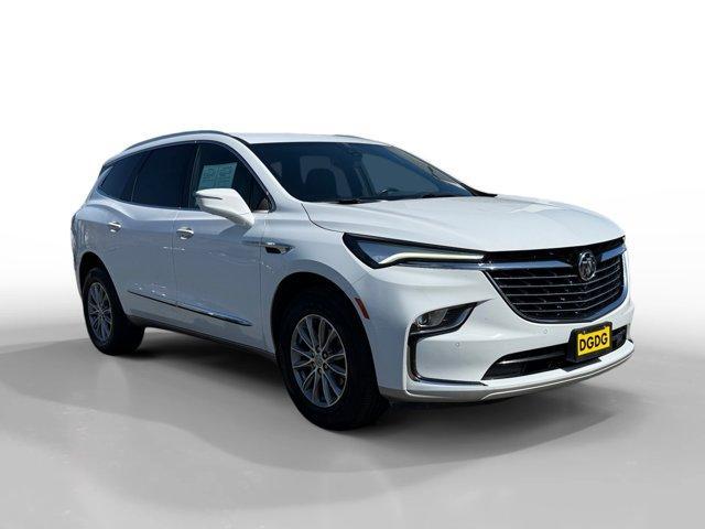 Photo of 2024 Summit White Buick Enclave