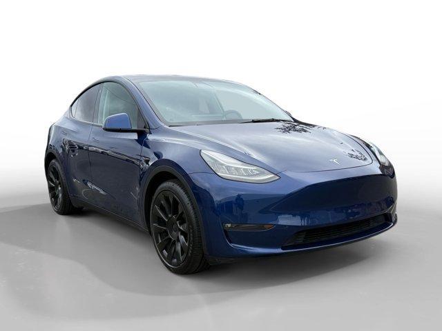 Photo of 2021 Deep Blue Metallic Tesla Model Y