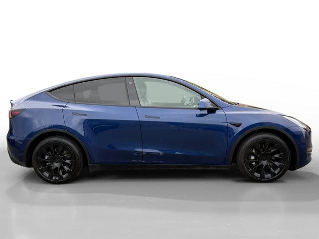 Photo of 2021 Deep Blue Metallic Tesla Model Y