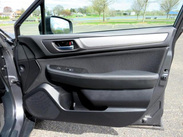 Photo of 2017 Carbide Gray Metallic Subaru Outback