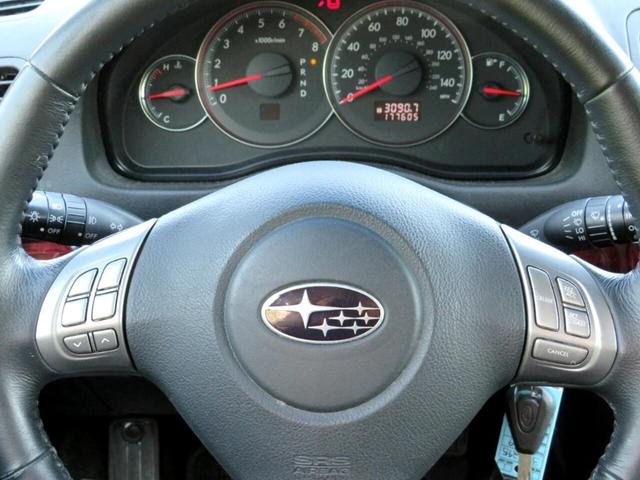 Photo of 2009 Diamond Gray / Quartz Silver Metallic Subaru Outback