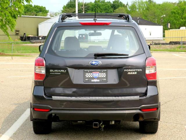 Photo of 2015 Dark Gray Metallic Subaru Forester