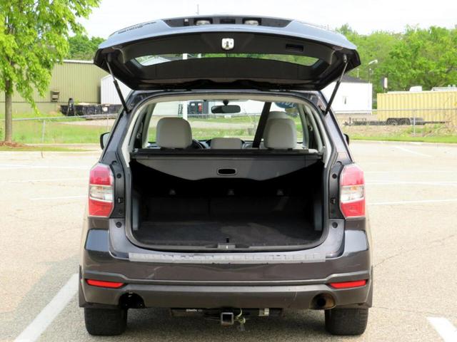 Photo of 2015 Dark Gray Metallic Subaru Forester