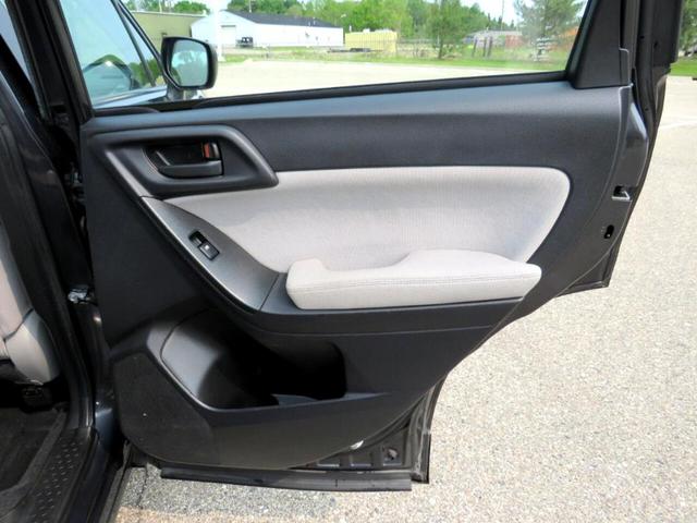 Photo of 2015 Dark Gray Metallic Subaru Forester