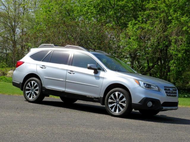 Photo of 2017 Ice Silver Metallic Subaru Outback