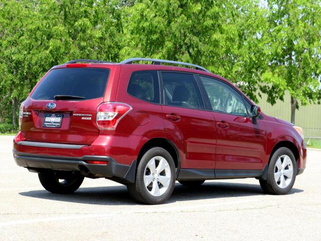 Photo of 2015 Venetian Red Pearl Subaru Forester