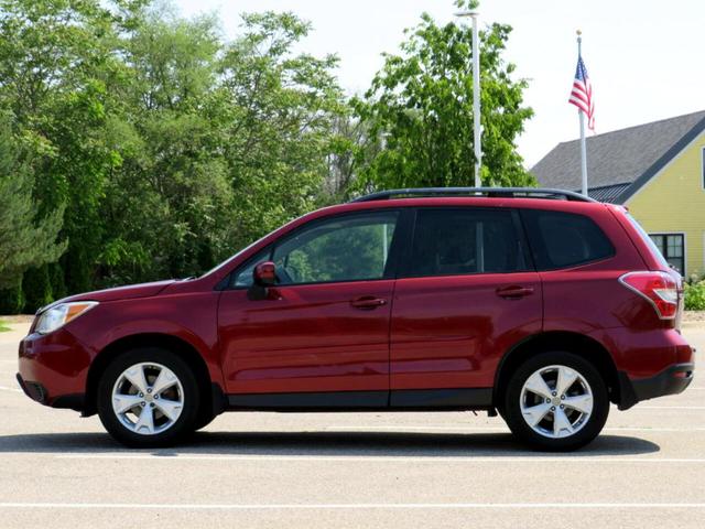 Photo of 2015 Venetian Red Pearl Subaru Forester