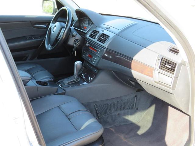 Photo of 2008 Silver BMW X3