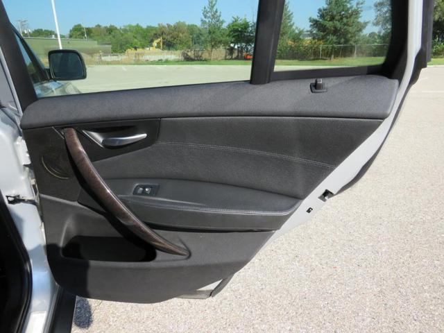 Photo of 2008 Silver BMW X3