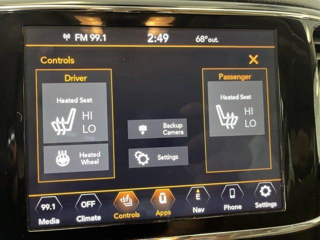 Photo of 2020 Gray Jeep Grand Cherokee