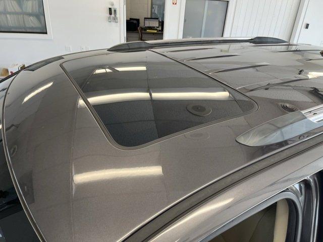 Photo of 2020 Gray Jeep Grand Cherokee