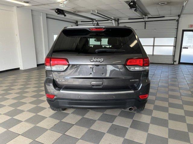Photo of 2020 Gray Jeep Grand Cherokee