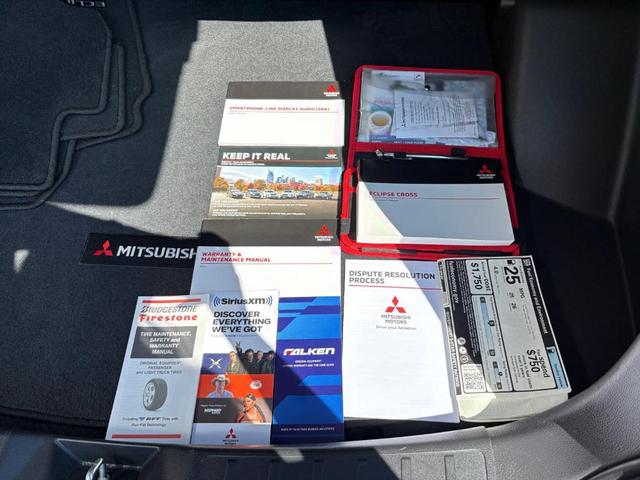 Photo of 2023 Gray Mitsubishi Eclipse Cross