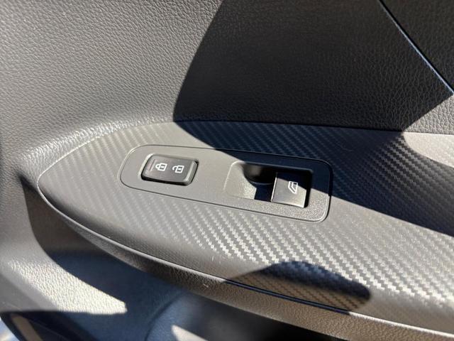 Photo of 2023 Gray Mitsubishi Eclipse Cross