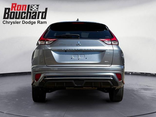 Photo of 2023 Gray Mitsubishi Eclipse Cross