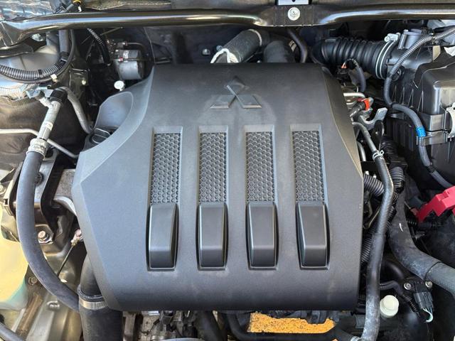 Photo of 2023 Gray Mitsubishi Eclipse Cross