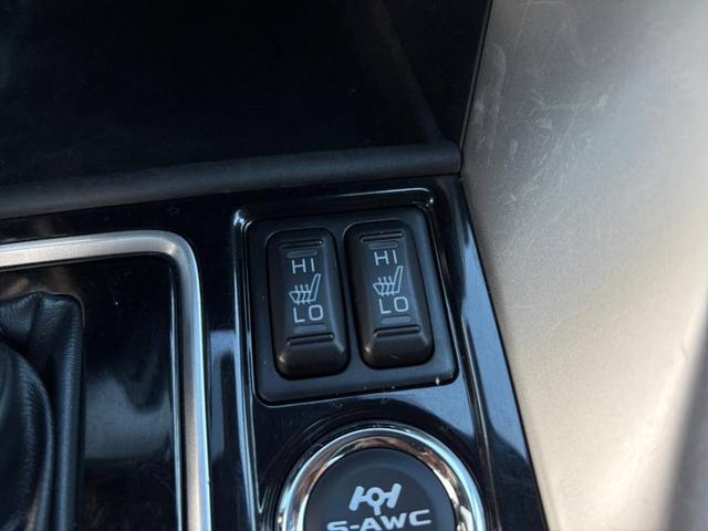 Photo of 2023 Gray Mitsubishi Eclipse Cross