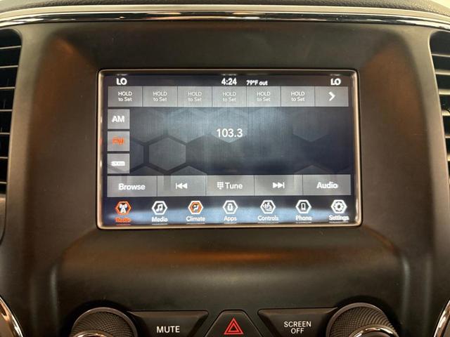 Photo of 2021 Gray Jeep Grand Cherokee