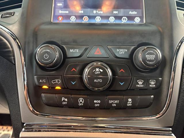 Photo of 2021 Gray Jeep Grand Cherokee