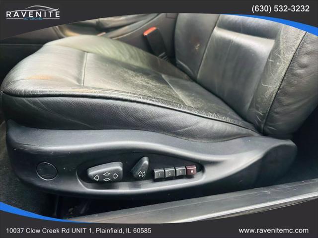 Photo of 2002 Titanium Silver Metallic BMW 325