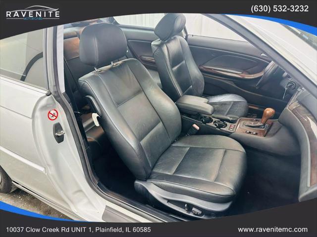 Photo of 2002 Titanium Silver Metallic BMW 325