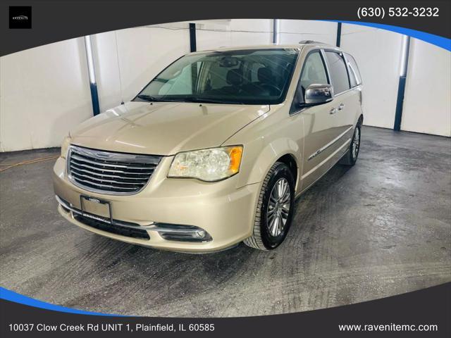 2013 Chrysler Town & Country