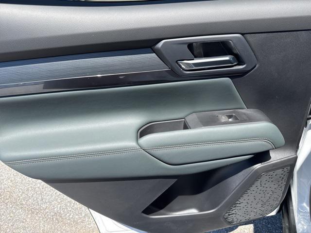 Photo of 2026 Summit White GMC Terrain