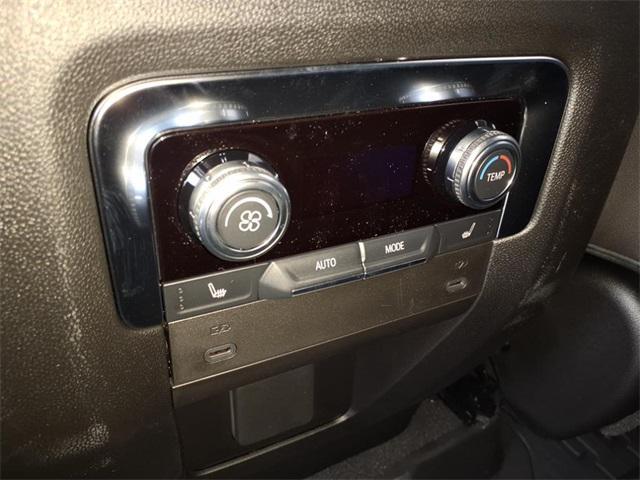 Photo of 2025 Onyx Black GMC Yukon