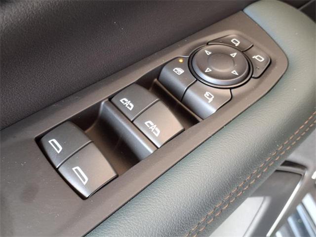 Photo of 2025 Onyx Black GMC Yukon