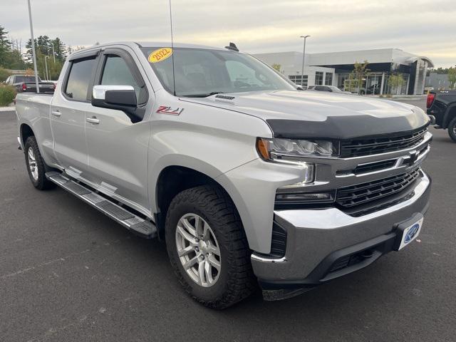 Photo of 2022 Silver Ice Metallic Chevrolet Silverado 1500