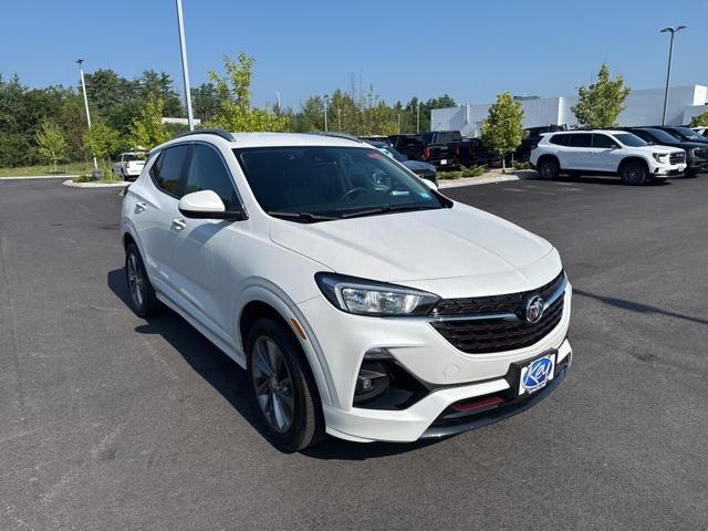 Photo of 2022 White Frost Tricoat Buick Encore GX