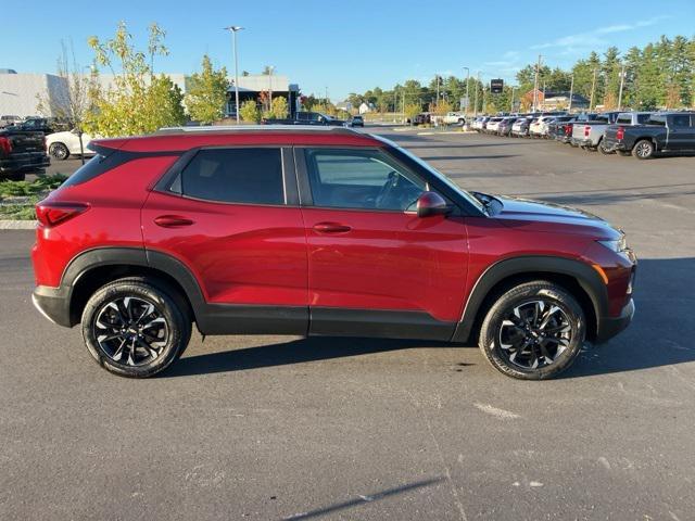 Photo of 2022 Crimson Metallic Chevrolet Trailblazer