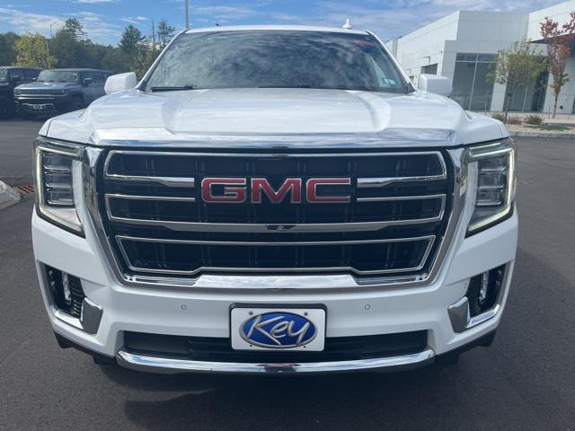 Photo of 2023 Summit White GMC Yukon