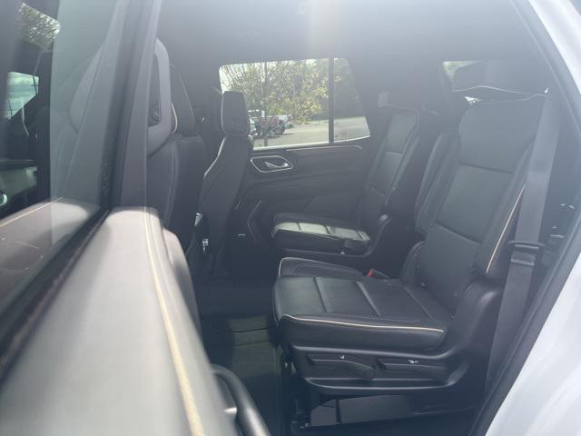 Photo of 2023 Summit White GMC Yukon
