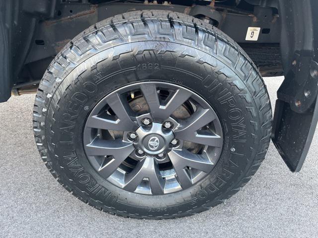 Photo of 2022 Magnetic Gray Metallic Toyota Tacoma