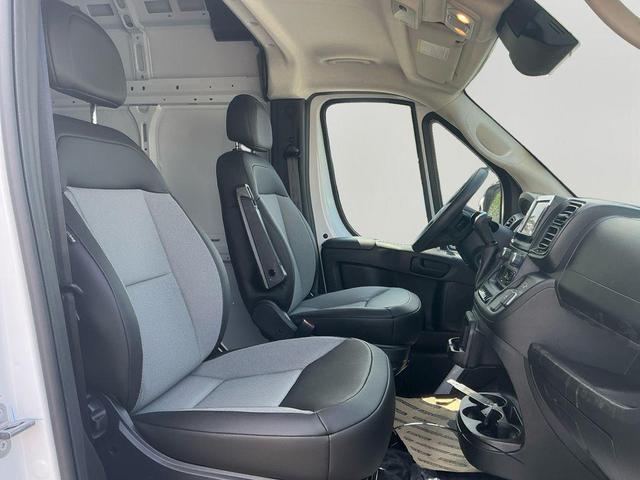 Photo of 2025 Bright White Clearcoat RAM ProMaster 2500
