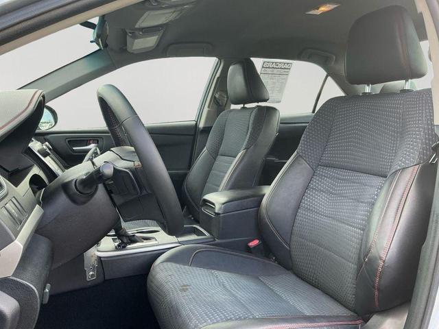Photo of 2015 Celestial Silver Toyota Camry