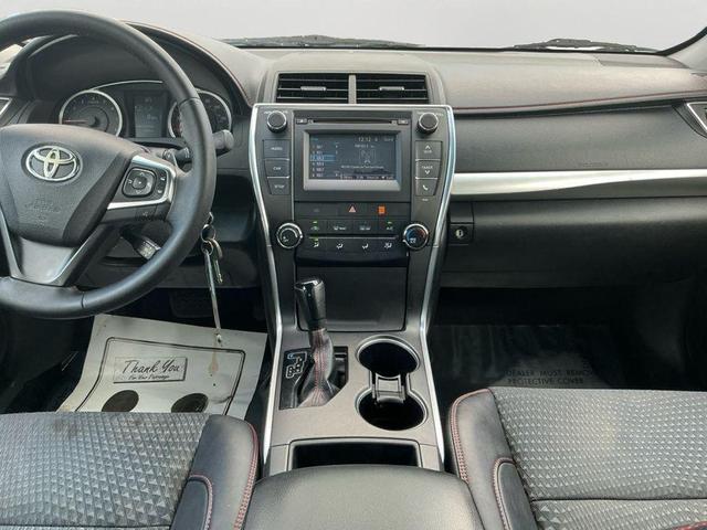 Photo of 2015 Celestial Silver Toyota Camry