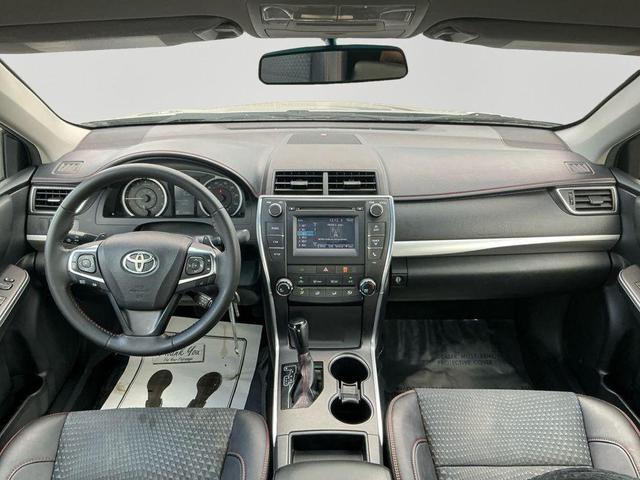Photo of 2015 Celestial Silver Toyota Camry