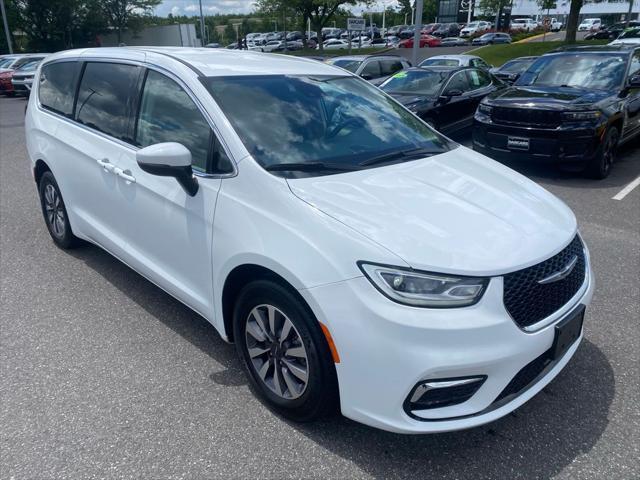 2023 Chrysler Pacifica Hybrid