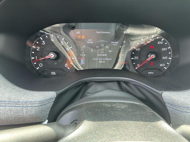 Photo of 2025 Diamond Black Crystal Pearlcoat Jeep Compass
