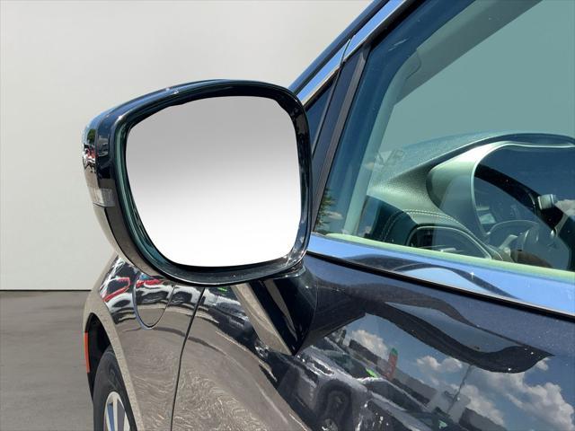 Photo of 2024 Brilliant Black Crystal Pearlcoat Chrysler Pacifica Hybrid