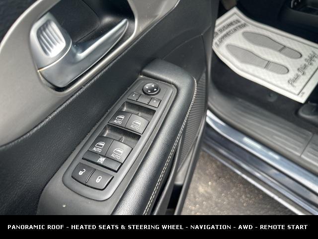 Photo of 2021 Maximum Steel Metallic Clearcoat Chrysler Pacifica