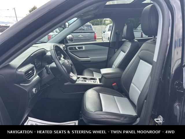 Photo of 2022 Agate Black Metallic Ford Explorer
