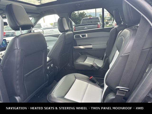Photo of 2022 Agate Black Metallic Ford Explorer