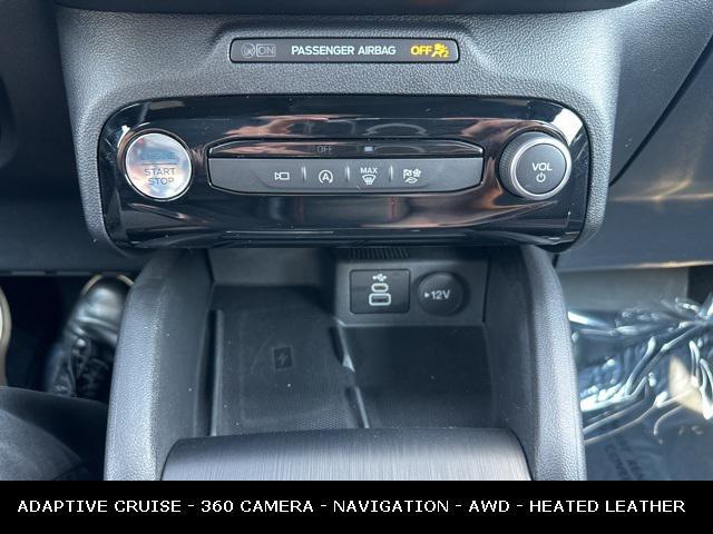Photo of 2024 Agate Black Metallic Ford Escape