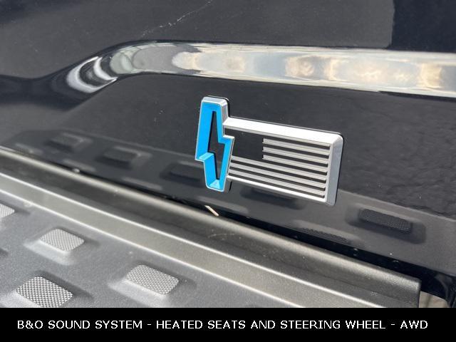 Photo of 2025 Agate Black Metallic Ford F-150 Lightning